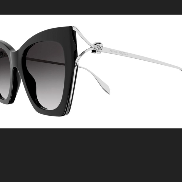 Alexander McQueen Black Sunglasses Made In Italy. AM0375S  001  53/ 19 145 XL - Picture 10 of 11